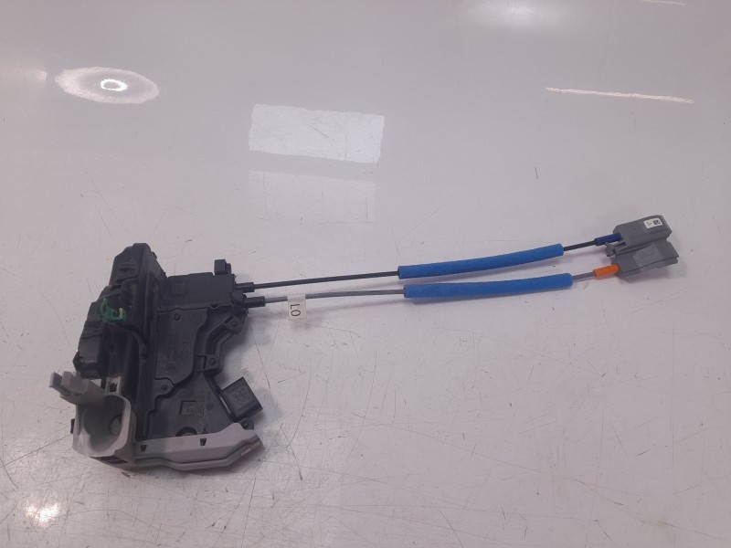 Recambio de cerradura puerta delantera izquierda para hyundai kona pure referencia OEM IAM 81310J9000  