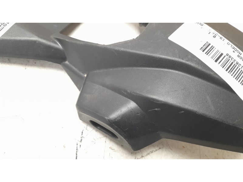Recambio de moldura para honda cb 650r referencia OEM IAM 80141MKND50  