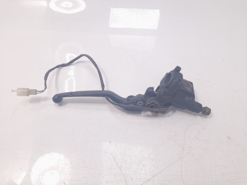 Recambio de bomba freno para kymco ak550 referencia OEM IAM 43500LGC6E00  