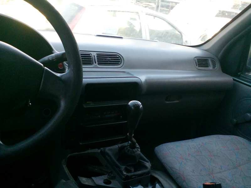 nissan serena (c23m) del año 2000