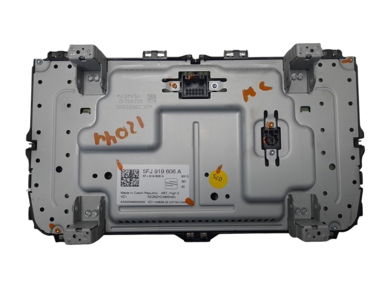 Recambio de pantalla multifuncion para seat arona fr referencia OEM IAM 5FJ919606A  