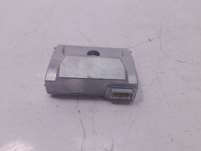 Recambio de camara vision frontal para ssangyong tivoli urban 4x2 referencia OEM IAM 4980035030  