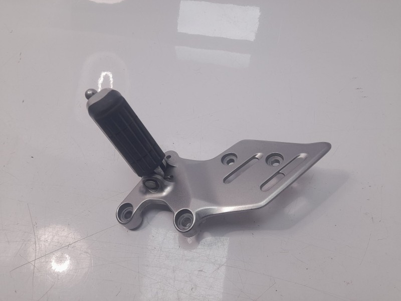 Recambio de estribo lateral para yamaha tracer 900 referencia OEM IAM B5U2746100 B7N2744300 