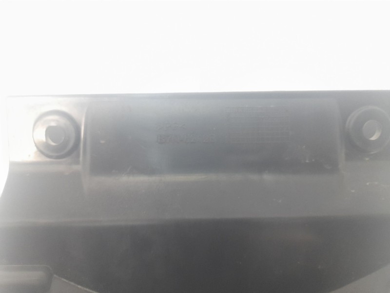 Recambio de moldura para yamaha tracer 900 referencia OEM IAM B7N8212B  