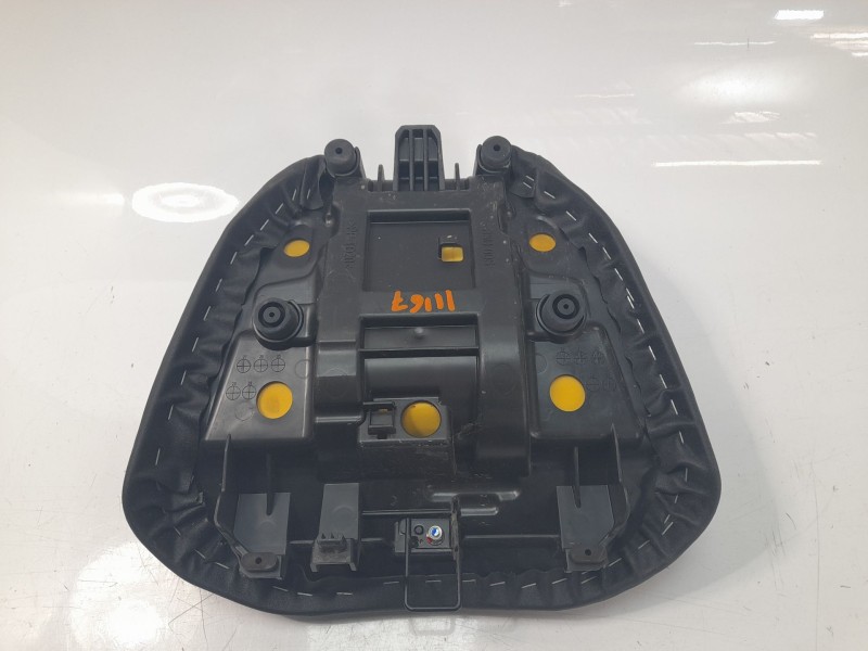 Recambio de asiento para yamaha tracer 900 referencia OEM IAM B5U2471000  
