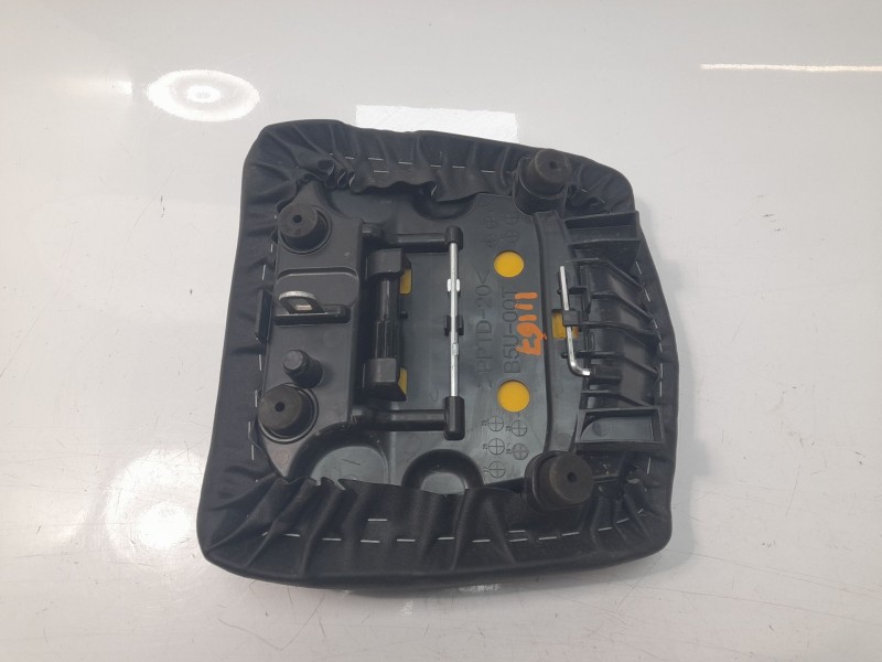 Recambio de asiento trasero medio para yamaha tracer 900 referencia OEM IAM B5U2475000  