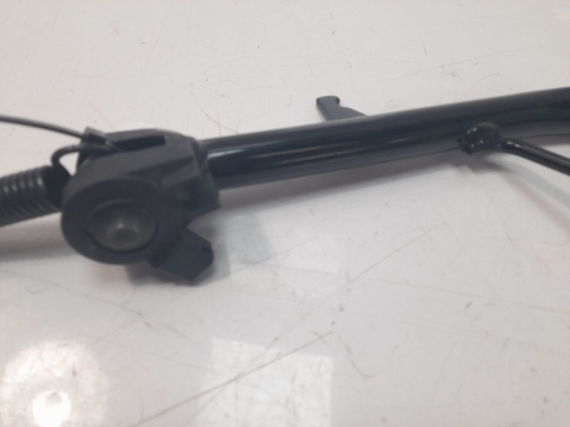 Recambio de caballete lateral para honda pcx 125 referencia OEM IAM 50530K35V00  