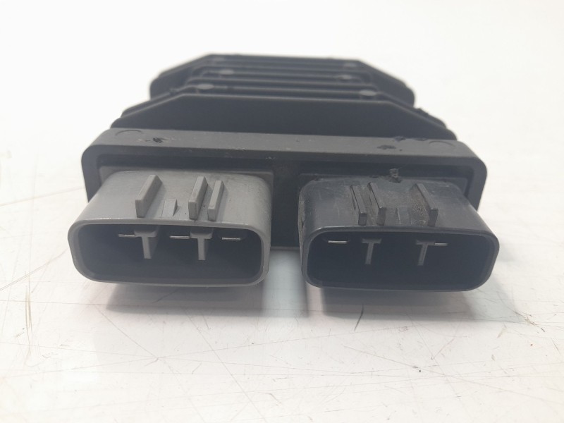 Recambio de alternador para yamaha mt-09 (7.2013) referencia OEM IAM FH020AA  