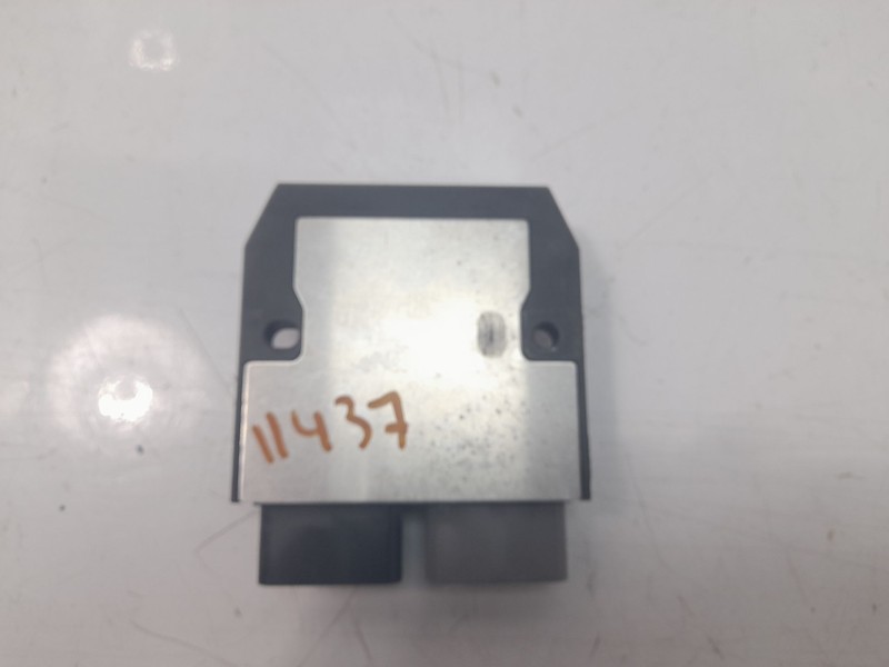 Recambio de alternador para yamaha mt-09 (7.2013) referencia OEM IAM FH020AA  