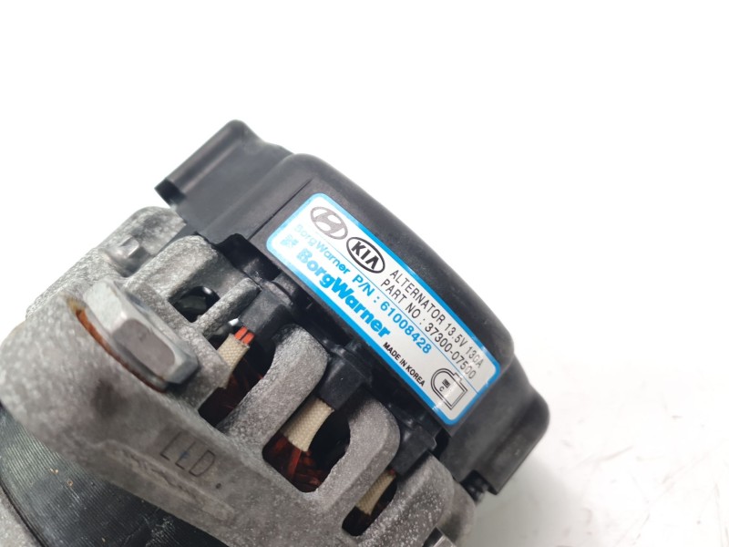 Recambio de alternador para kia stonic (yb) 1.2 cvvt referencia OEM IAM 3730007500  ALF901123MD
