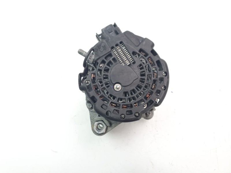 Recambio de alternador para kia stonic (yb) 1.2 cvvt referencia OEM IAM 3730007500  ALF901123MD