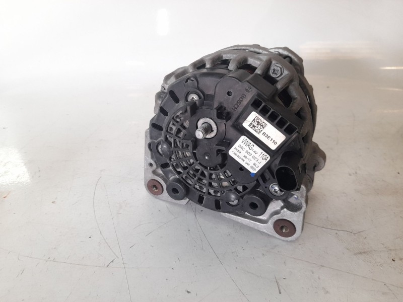 Recambio de alternador para volkswagen polo edition referencia OEM IAM 04C903023J F000BL066404S 