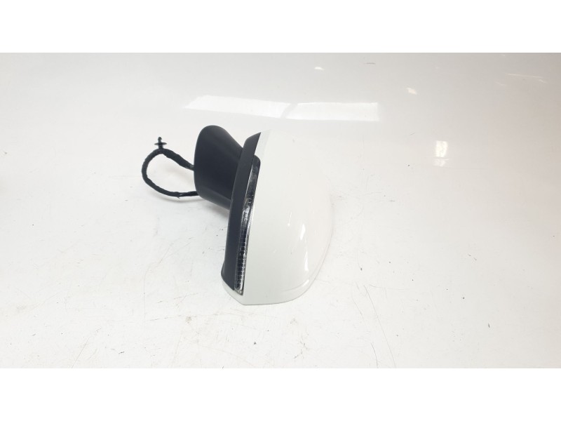 Recambio de retrovisor izquierdo para volvo v60 ii cross country (227) d4 awd referencia OEM IAM 31477558  