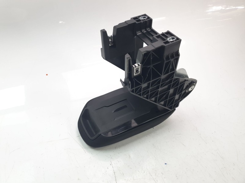 Recambio de apoyabrazos central para skoda kamiq (nw4) 1.5 tsi referencia OEM IAM 654864207A  