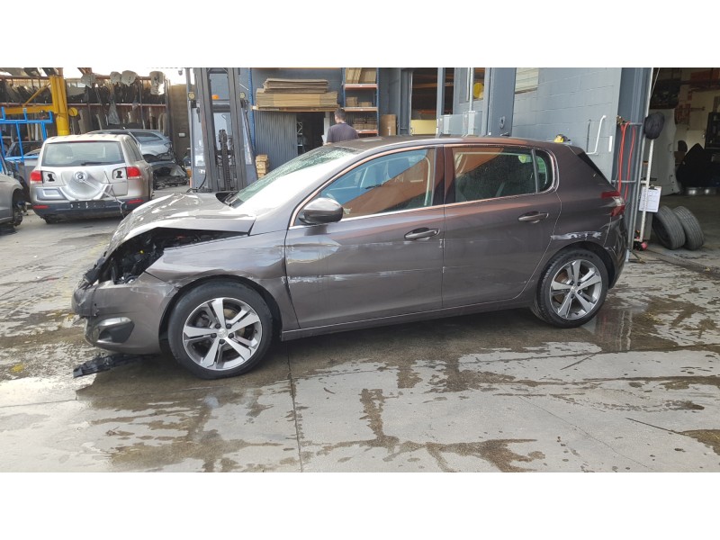 peugeot 308 del año 2016