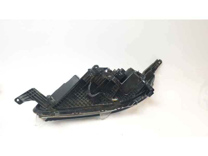 Recambio de faro derecho para mitsubishi l 200 (kl0/kj0) basis doppelkabine 4wd referencia OEM IAM 8301D378  MB8264903