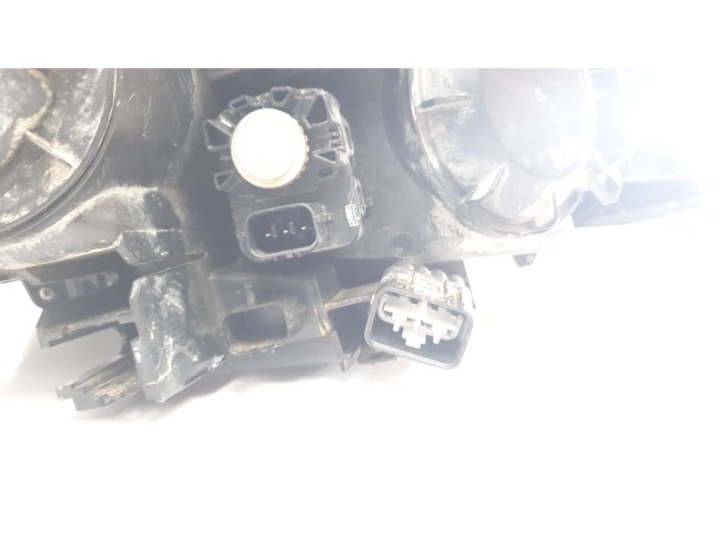 Recambio de faro izquierdo para mitsubishi l 200 (kl0/kj0) basis doppelkabine 4wd referencia OEM IAM 8301D377  