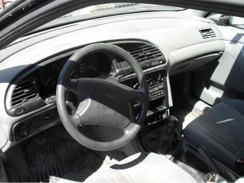 ford mondeo berlina/familiar (fd) del año 1995