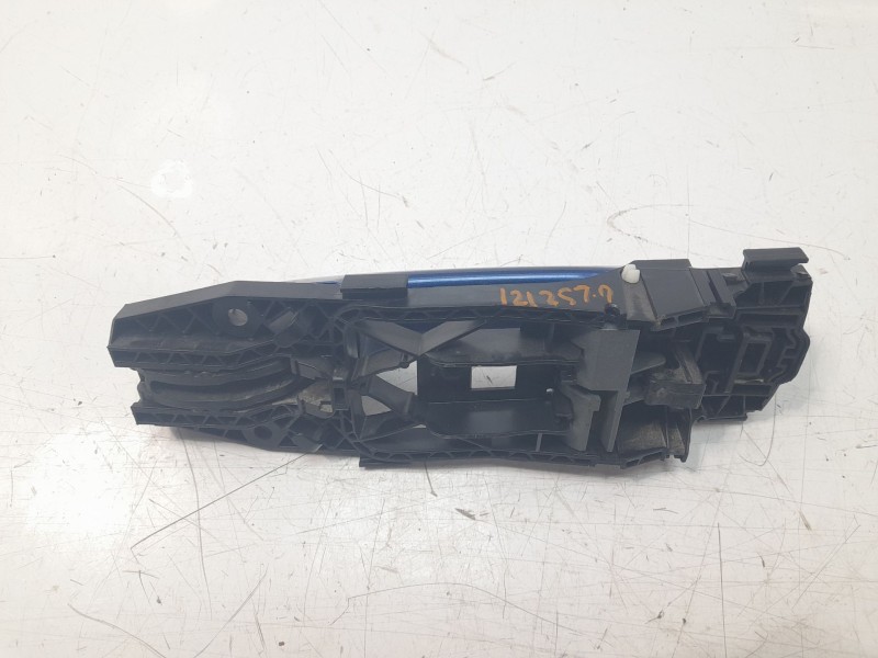 Recambio de maneta exterior trasera derecha para volkswagen polo vi (aw1, bz1, ae1) 1.0 tsi referencia OEM IAM 2G0837206G  