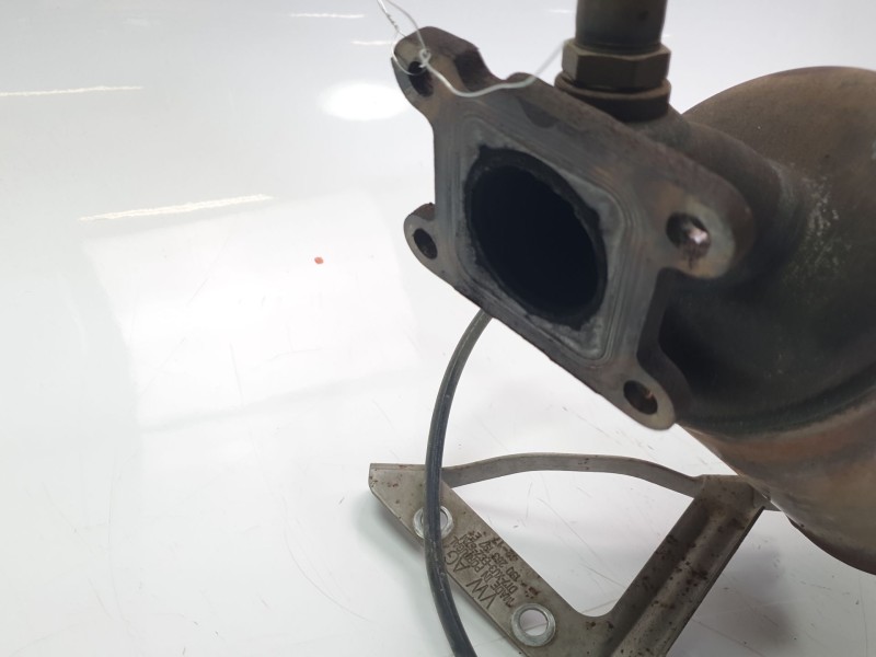 Recambio de catalizador para volkswagen polo edition referencia OEM IAM 6C0131701L  