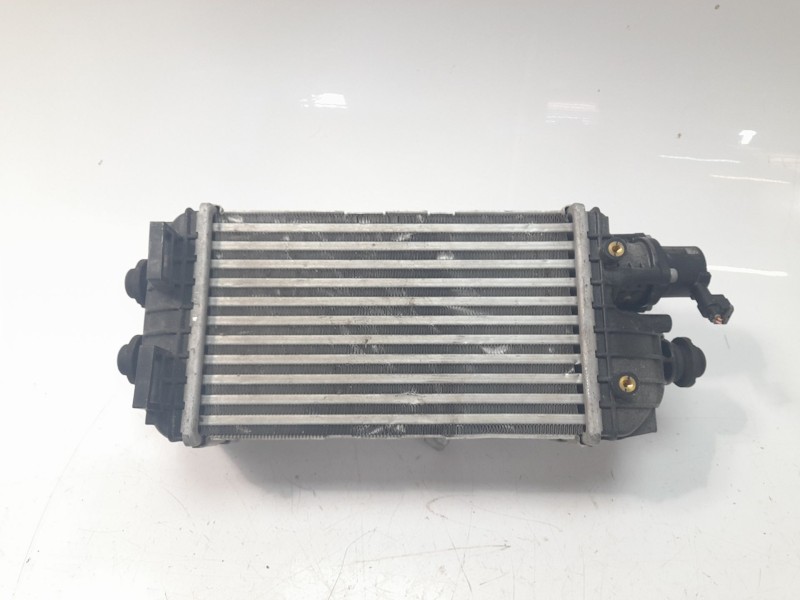 Recambio de intercooler para kia stonic (ybcuv) drive referencia OEM IAM 2827007300  