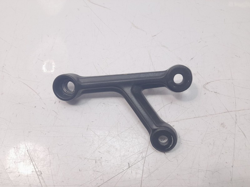 Recambio de soporte motor derecho para honda cbr 650r cbr 650r referencia OEM IAM 50211MKND50ZA  