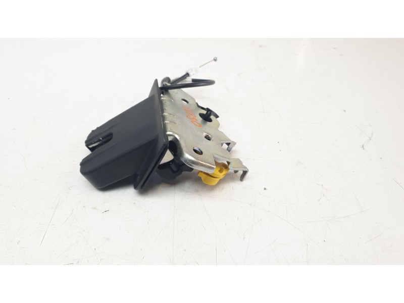 Recambio de cerradura maletero / porton para audi a4 avant (8w5) básico referencia OEM IAM 4M0827506D  EZCAU181