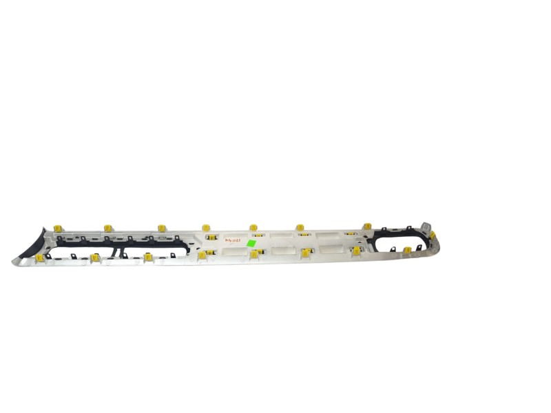 Recambio de moldura para citroën c3 feel pack referencia OEM IAM 981240177  