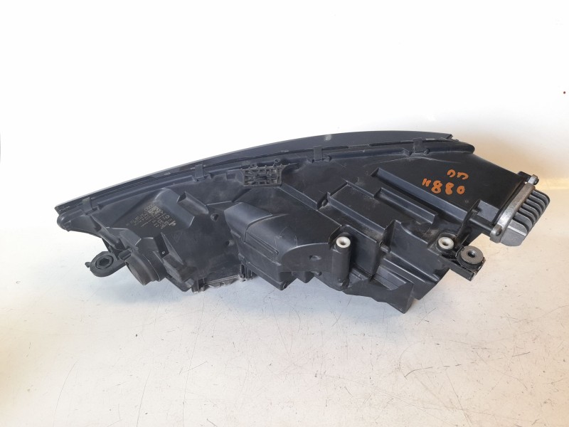 Recambio de faro derecho para audi a4 avant (8w5) básico referencia OEM IAM 8W0941036  