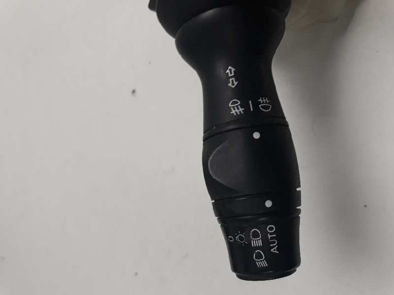 Recambio de mando multifuncion para renault megane iii berlina 5 p emotion referencia OEM IAM   