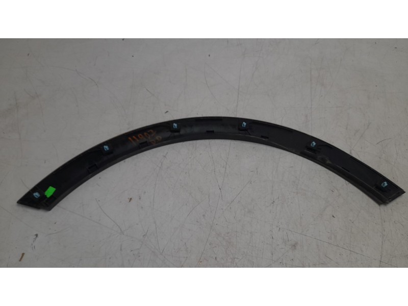 Recambio de aletin delantero derecho para kia sportage concept 2wd referencia OEM IAM 87714F1000  