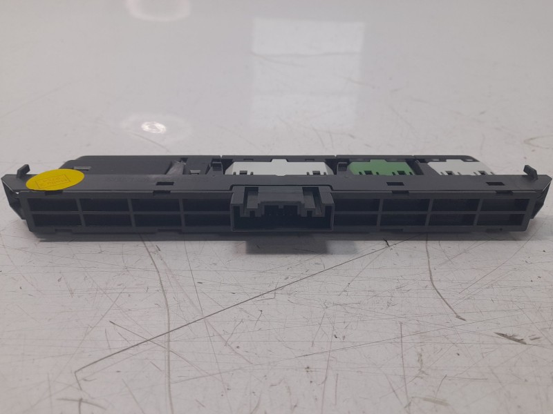 Recambio de warning para volkswagen passat lim. (3g2) 1.8 tsi referencia OEM IAM 3G0927132A  