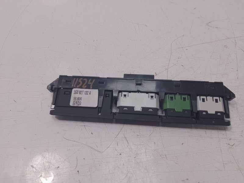 Recambio de warning para volkswagen passat lim. (3g2) 1.8 tsi referencia OEM IAM 3G0927132A  