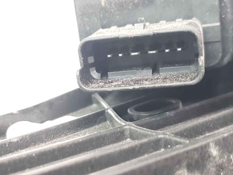 Recambio de elevalunas trasero derecho para peugeot 3008 ii suv (mc_, mr_, mj_, m4_) 1.2 thp/ puretech 130 (mrhnsm, mrhnsu, mrhn