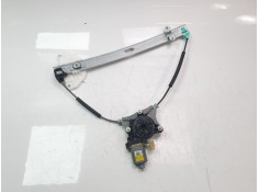 ELEVALUNAS DELANTERO DERECHO 82402H8100 