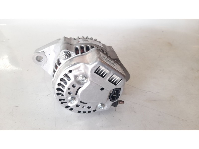 Recambio de alternador para aixam uv/51/af0a s9 referencia OEM IAM 1E99764011  