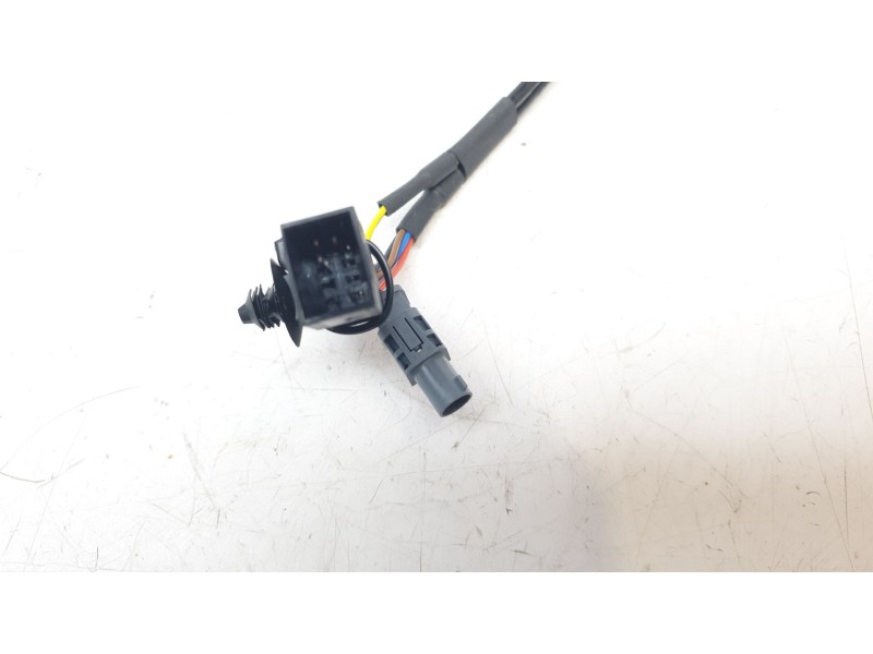 Recambio de maneta exterior porton para skoda kamiq (nw4) 1.5 tsi referencia OEM IAM 566827566A  