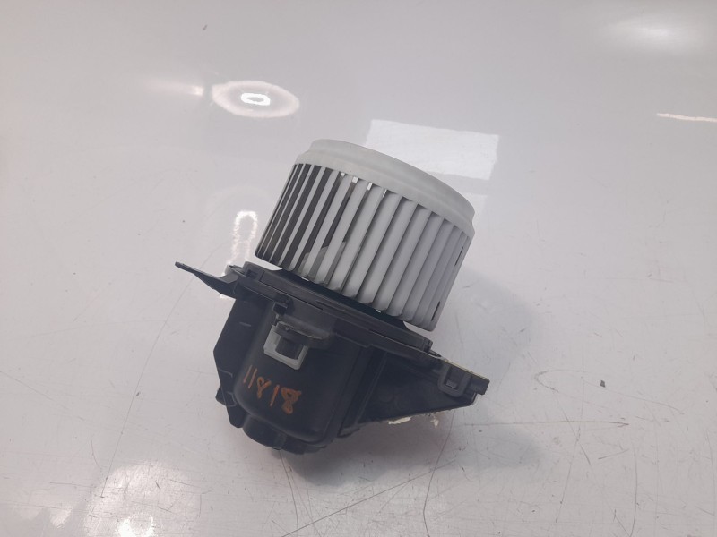 Recambio de ventilador calefaccion para peugeot 3008 allure referencia OEM IAM 9821292180  
