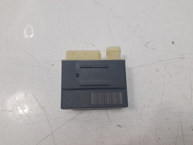 Recambio de caja precalentamiento para peugeot 3008 allure referencia OEM IAM 9801916680 018010955 