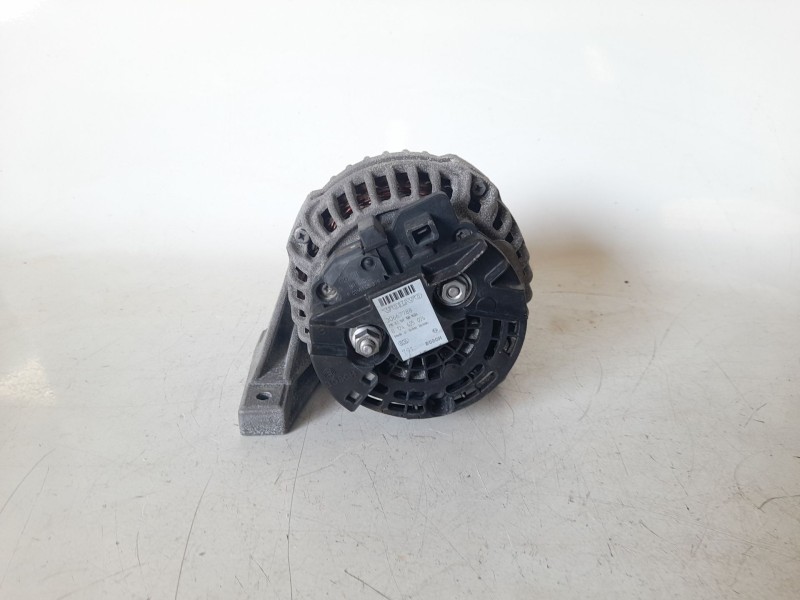 Recambio de alternador para volvo xc90 i (275) d5 awd referencia OEM IAM 30667788  ALF960301HQ