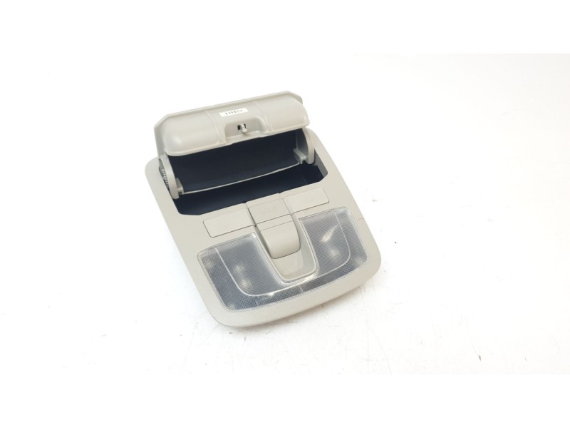 Recambio de luz interior para ssangyong tivoli urban 4x2 referencia OEM IAM 7767034000EBG  