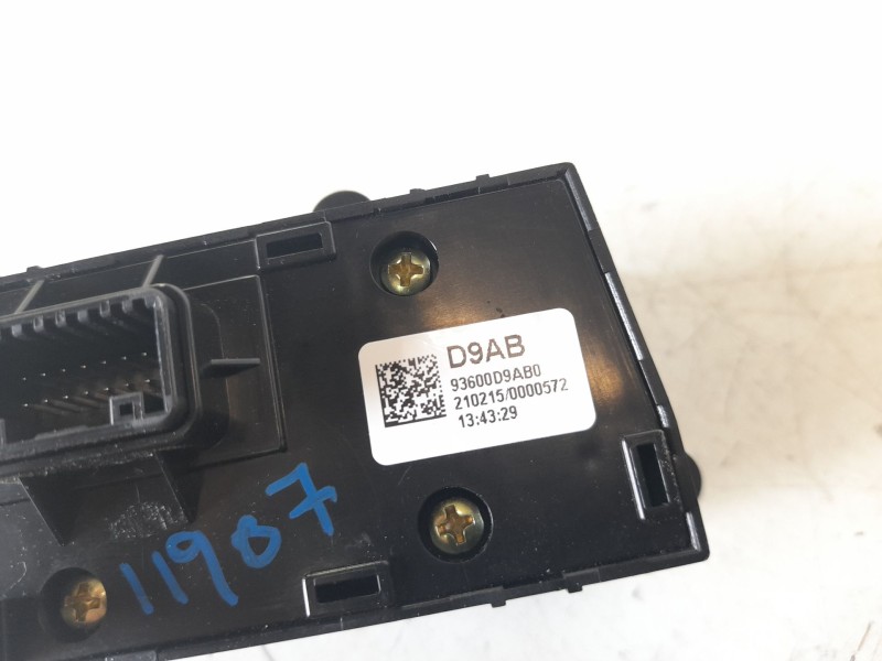 Recambio de interruptor para kia sportage concept 2wd referencia OEM IAM 93600D9AB0  