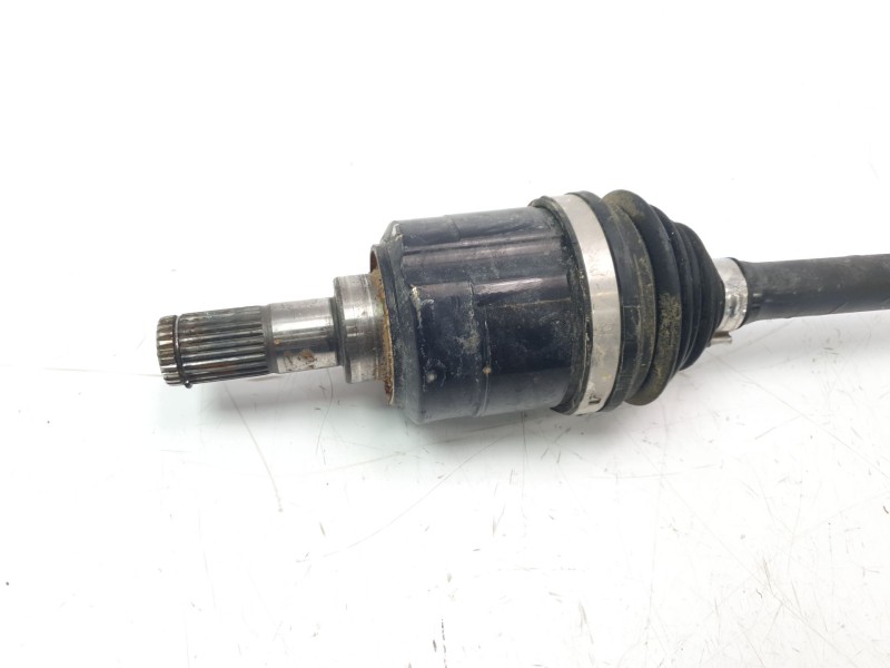 Recambio de transmision delantera izquierda para kia sportage drive 4x2 referencia OEM IAM 49500D7200  