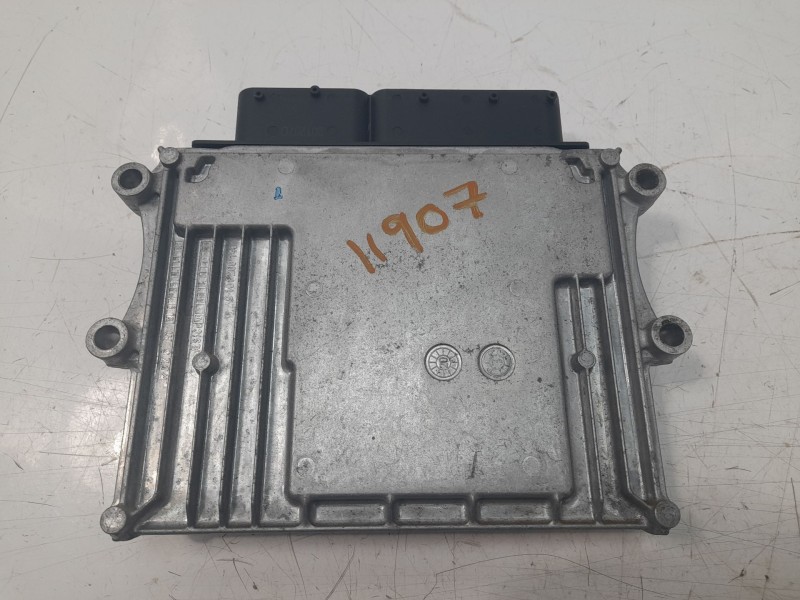 Recambio de centralita motor uce para kia sportage concept 2wd referencia OEM IAM 391102BQB8  