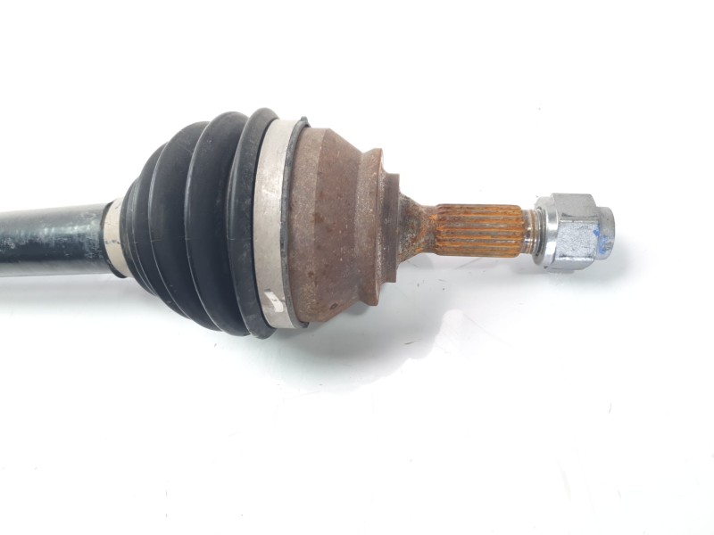 Recambio de transmision delantera derecha para citroën c3 feel pack referencia OEM IAM 9677476680 T39198 P1525