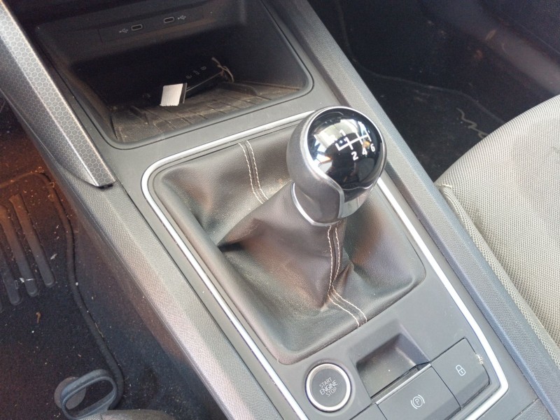 Recambio de pomo palanca cambio para seat leon sportstourer (kl8, kld) 2.0 tdi referencia OEM IAM   