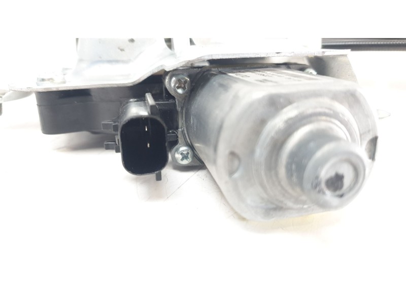 Recambio de elevalunas delantero derecho para ssangyong tivoli urban 4x2 referencia OEM IAM 7232135000  