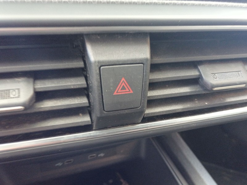 Recambio de warning para seat leon sportstourer (kl8, kld) 2.0 tdi referencia OEM IAM   