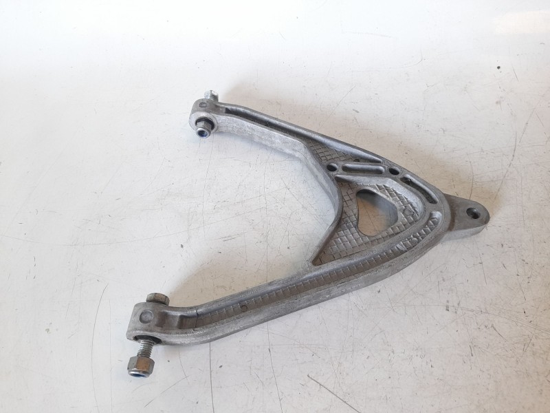 Recambio de brazo suspension inferior delantero derecho para aixam uv/51/af0a s9 referencia OEM IAM DB96002B  
