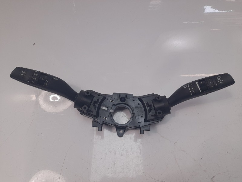 Recambio de mando multifuncion para kia sportage concept 2wd referencia OEM IAM 93403D9852  